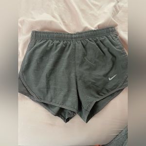 - Nike Dri Fit Shorts - youth small -grey